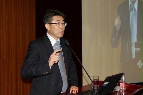 �߸����}�顶����Դ�Ԃ�Ⱦ���İl(f��)���c���ƣ��������c���С��ČW(xu��)�g(sh��)���