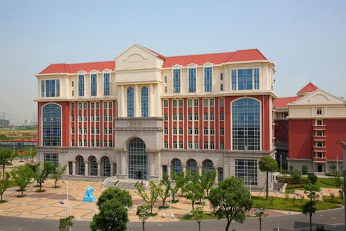 �Ϻ��t(y��)ˎ��(zhu��n)�ƌW(xu��)У