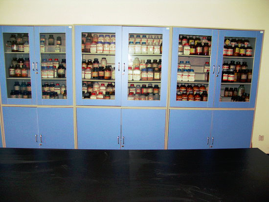 化學(xué)藥品圖片