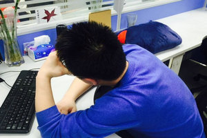 頭痛常見(jiàn)的原因及緩解頭痛的方法