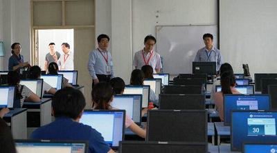 濟南護理職業(yè)學(xué)院舉行2017年住院醫(yī)師規(guī)范化培訓(xùn)專業(yè)理論結(jié)業(yè)考核