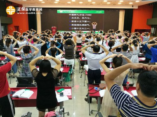 學(xué)員積極參與課堂互動(dòng)，現(xiàn)場(chǎng)反響非常強(qiáng)烈