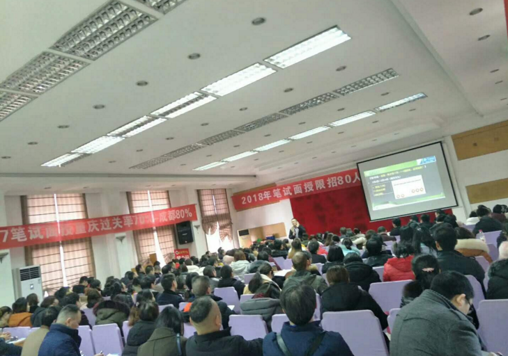 說好2018年一起過臨床執(zhí)業(yè)醫(yī)師他們卻比你先行一步！