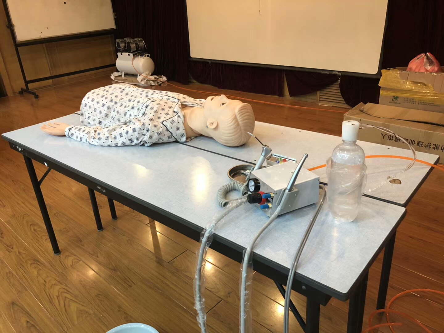 醫(yī)學(xué)教育網(wǎng)2018年口腔執(zhí)業(yè)/助理醫(yī)師技能考前密訓(xùn)班開班啦！