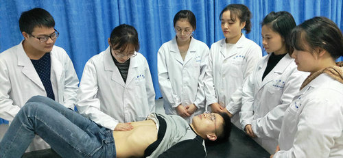 川北醫(yī)學院臨床醫(yī)學系標準化病人（SP）培訓班順利結(jié)業(yè)