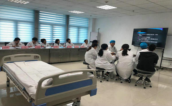 2019年鄭州大學五附院住培臨床教學查房大賽成功舉辦