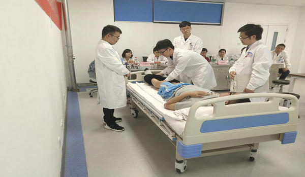 2019年鄭州大學五附院住培臨床教學查房大賽成功舉辦