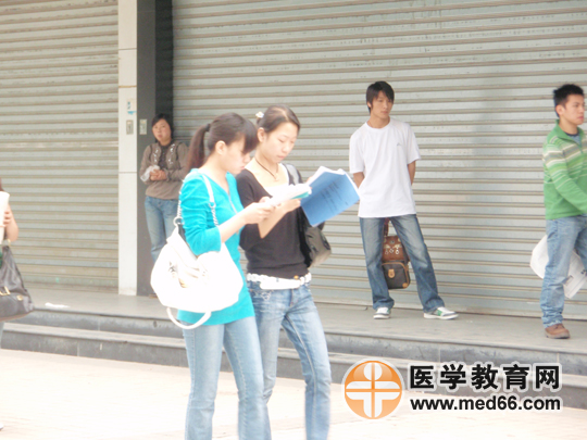 初級護士/初級護師/中級主管護師考試