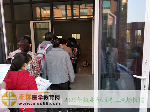 進(jìn)場 進(jìn)場